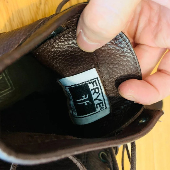 Nice! $428 Women's FRYE Sabrina 6G Lace-up LEATHER BOOTS Size 8 - Picture 13 of 16